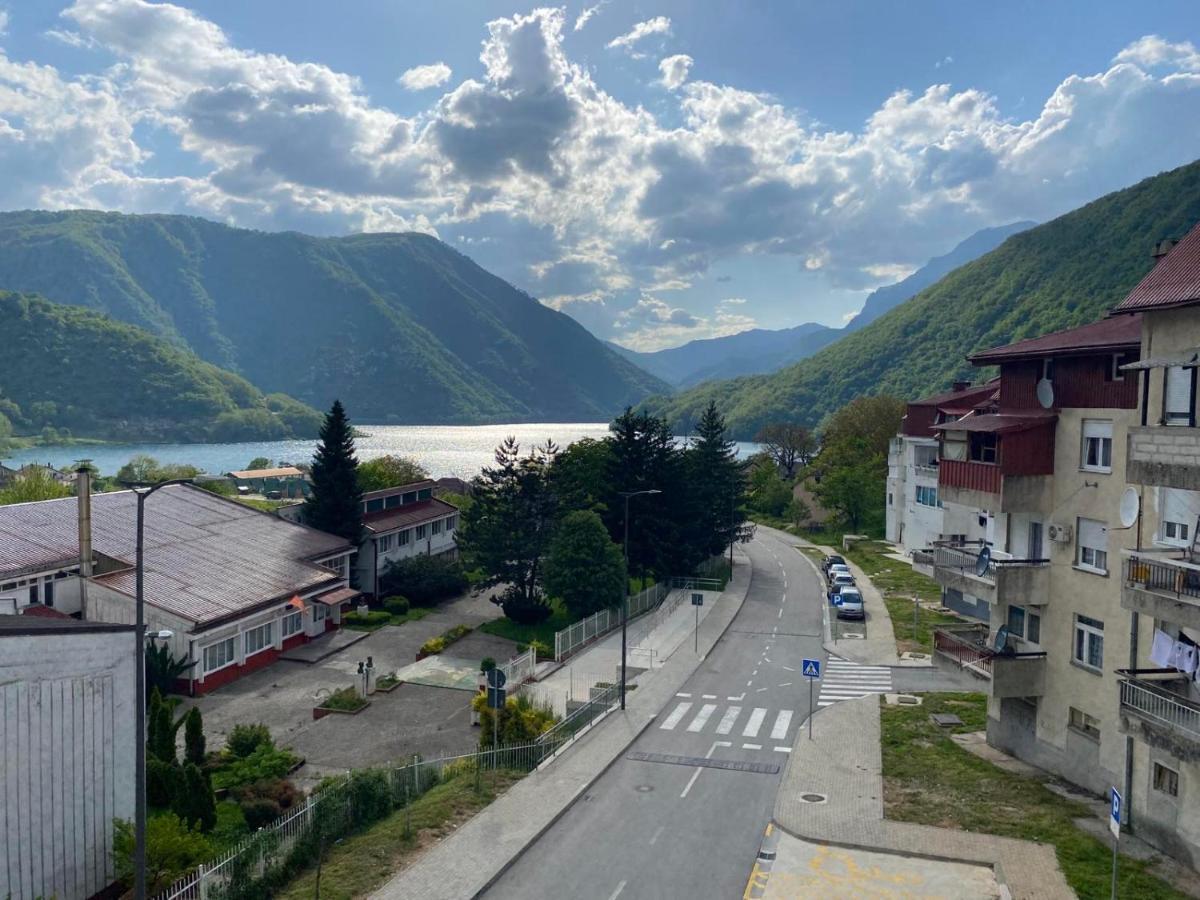 Apartman Andjela Plužine Exterior foto